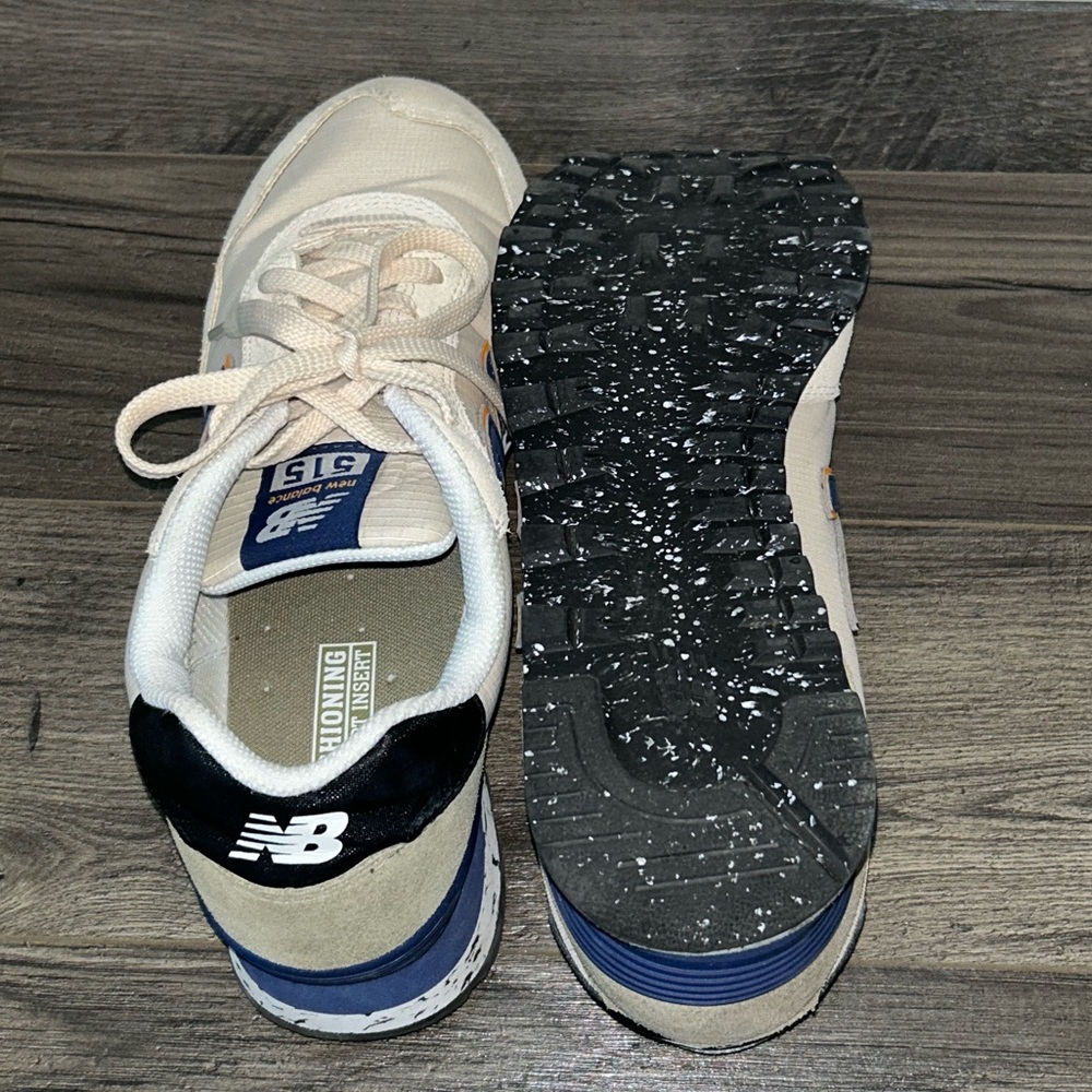 New Balances - Picture 7 of 8